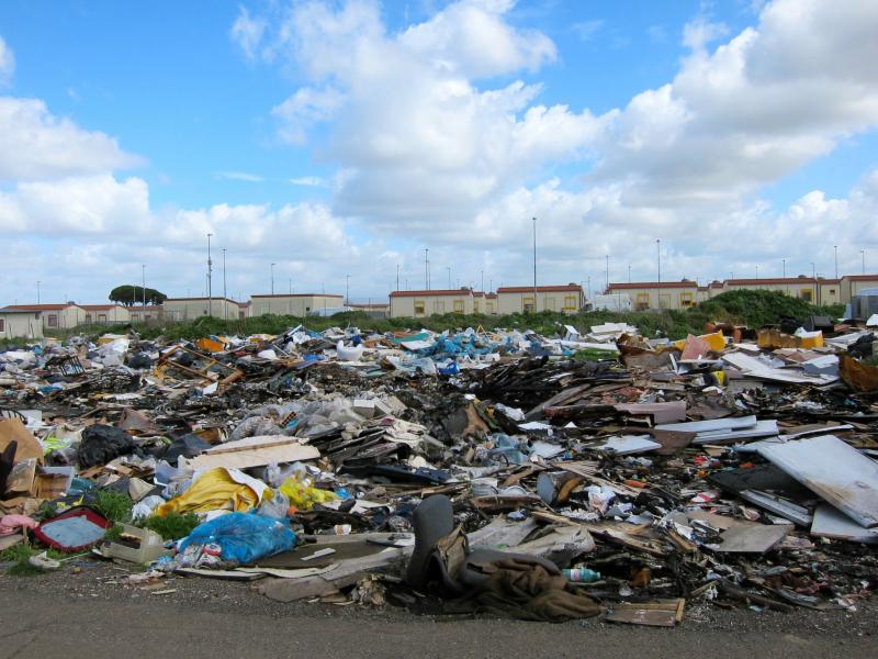 The Village in Theory, or the Aftermath of the Camp in Post-Colonial Italy