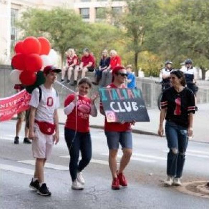 Italian Club at the Homecoming Parade