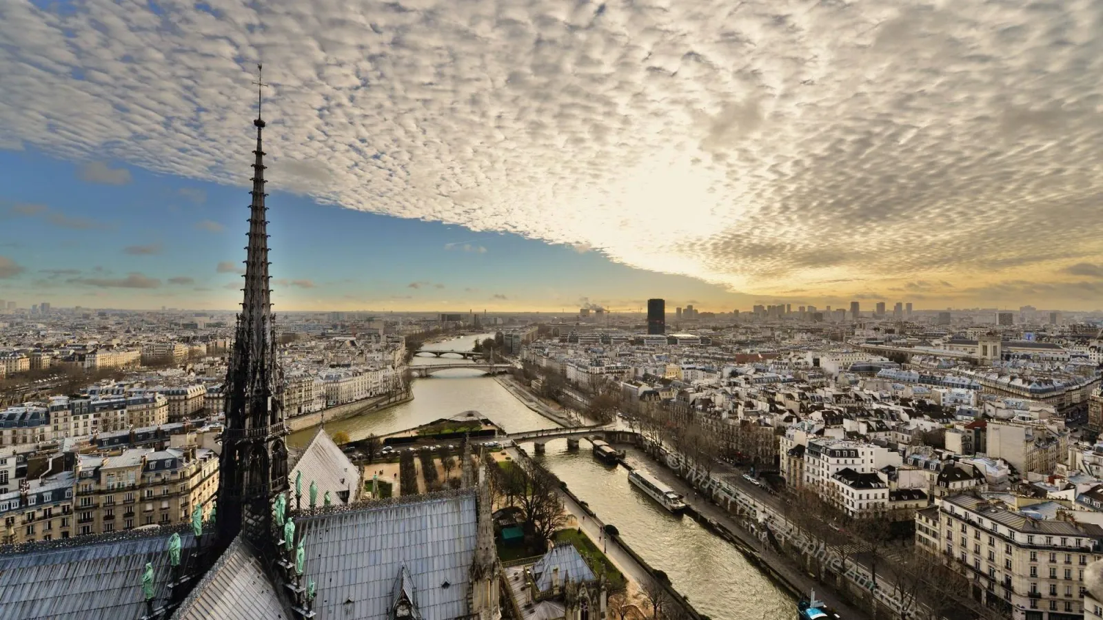 Paris, France, photo by Audrey Hoffmann