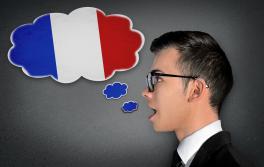 Man thinking in French