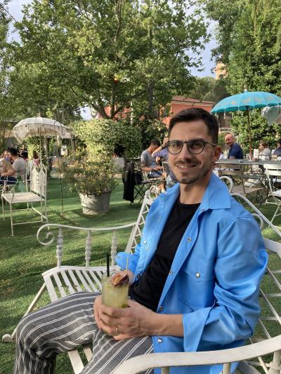 Demetrio Antolini in blue enjoying sun