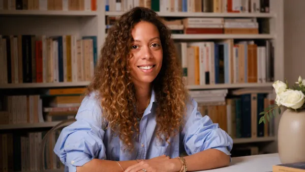 Laure Gouraige headshot