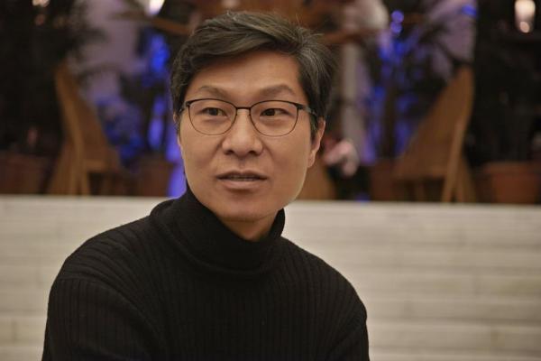 Gaoheng Zhang