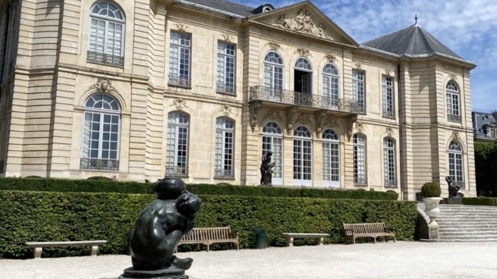 Paris 8