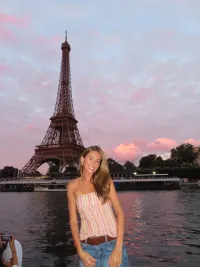 Katie in front of the Eiffel Tower